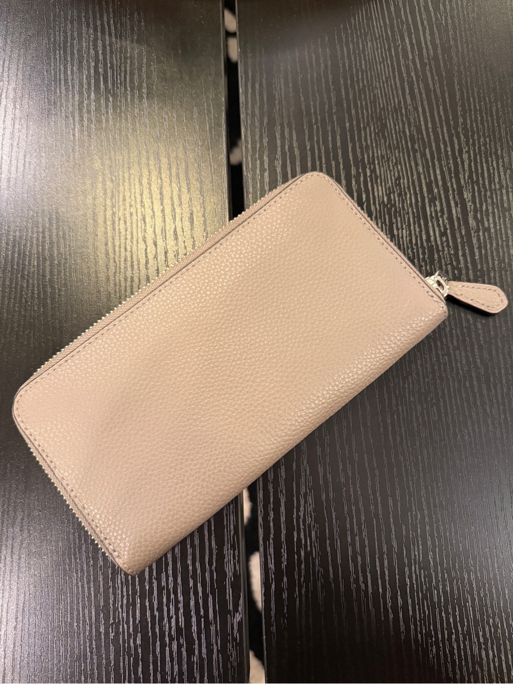COACH Pebbled Leather Accordion Zip Wallet - Taupe - Excellent Condition C4451 - Picture 5 of 8